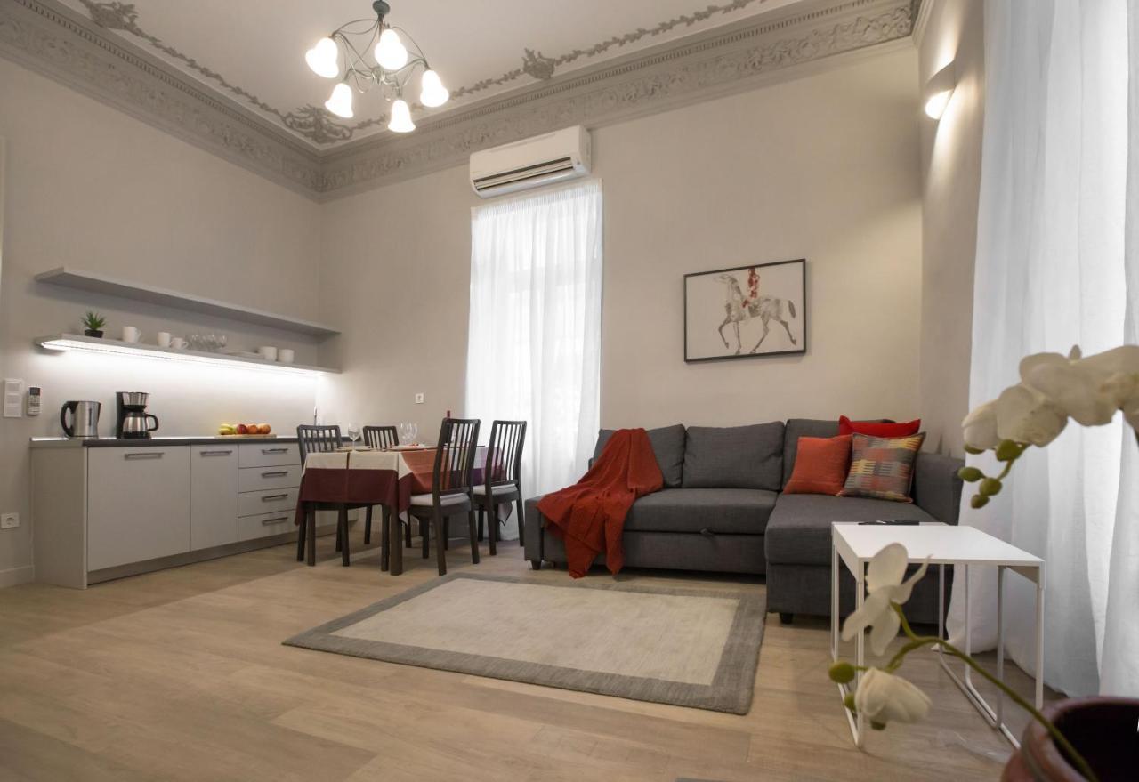 Sophisticated Apartment In Syntagma By Ghh Atina Dış mekan fotoğraf