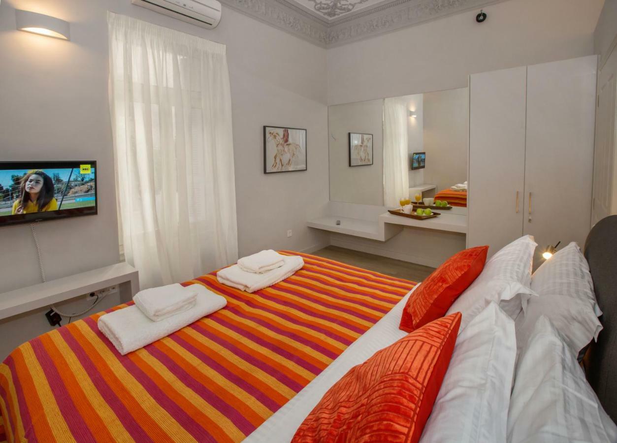 Sophisticated Apartment In Syntagma By Ghh Atina Dış mekan fotoğraf